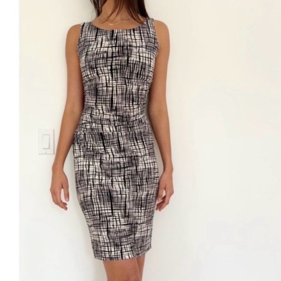 Norma Kamali Dresses & Skirts - Norma Kamali Sleeveless Stretch Jersey Ruched Mini Dress Broken Mesh Size Large